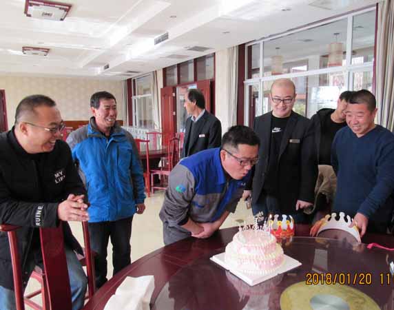 吹蠟燭啦.jpg 吹蠟燭啦.jpg